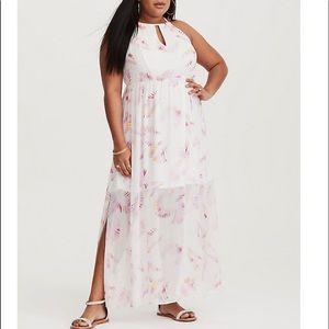 WHITE PALM LEAF CHIFFON MAXI DRESS